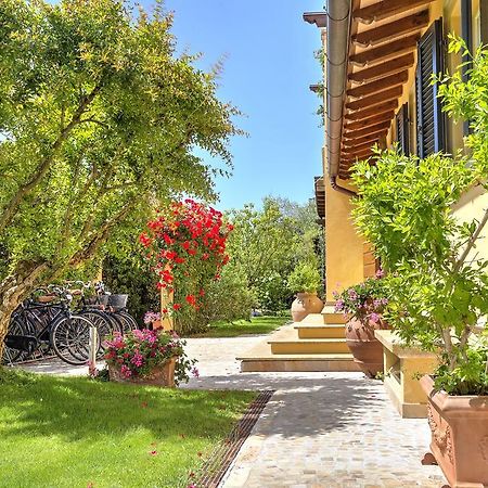 Bed and Breakfast Relais Di Alice- Adults Only Форте-деи-Марми Экстерьер фото